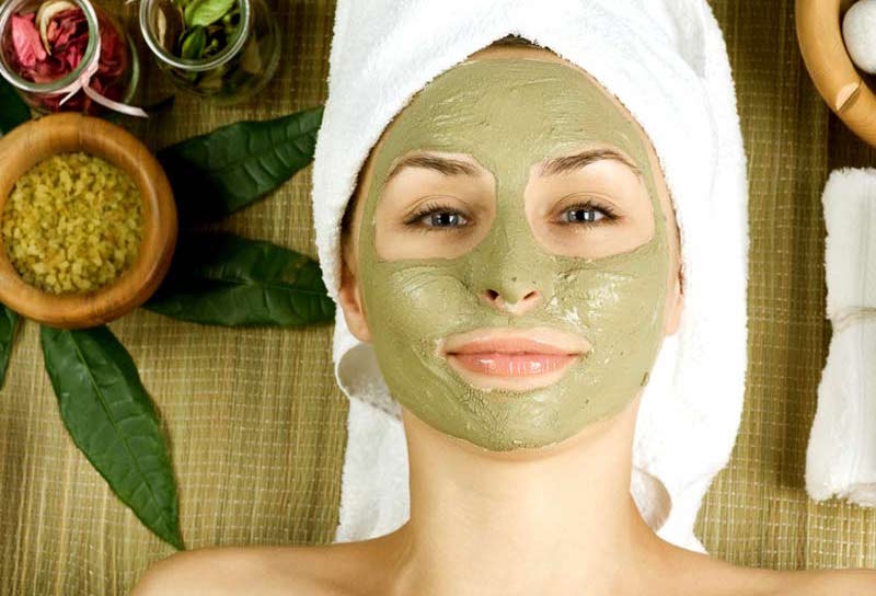 Maschera purificante all’argilla e bacche di goji fresche