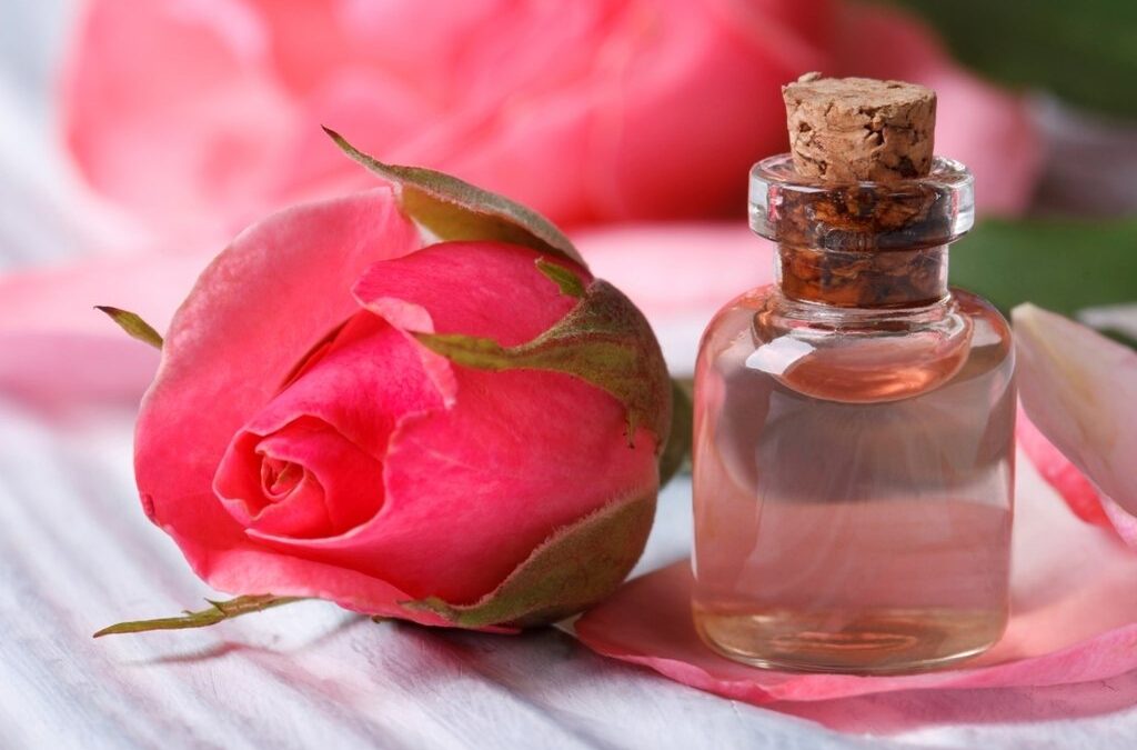 L’acqua di Rose: un rimedio antico ma efficace